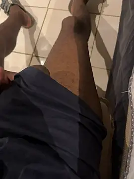 Snapshot of bigDaddyD97 chatting on February 2025 07:38:01 AM bigDaddyD97 online show from February 2025 07:38:01 AM