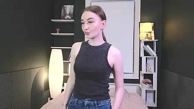 Snapshot of FeliceAldridge chatting on February 2025 06:12:01 PM FeliceAldridge online show from February 2025 06:12:01 PM