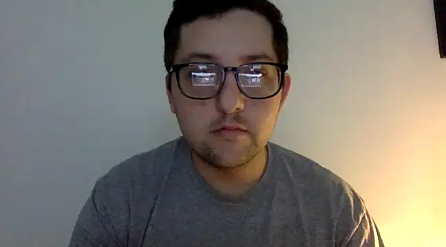 Snapshot of Milflover96 chatting on February 2025 07:31:02 PM Milflover96 online show from February 2025 07:31:02 PM