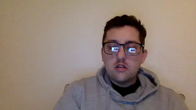 Snapshot of Milflover96 chatting on February 2025 12:41:02 AM Milflover96 online show from February 2025 12:41:02 AM