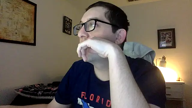 Snapshot of Milflover96 chatting on March 2025 10:51:01 PM Milflover96 online show from March 2025 10:51:01 PM