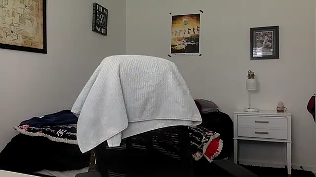 Snapshot of Milflover96 chatting on March 2025 07:35:01 PM Milflover96 online show from March 2025 07:35:01 PM