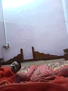 Hot couple493 online show from February 2025 08:11:02 PM