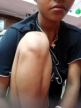 Hot couple493 online show from July 2026 09:00:01 PM