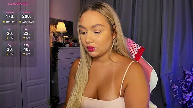  Loneve   online show from October 2025 01:31:02 PM