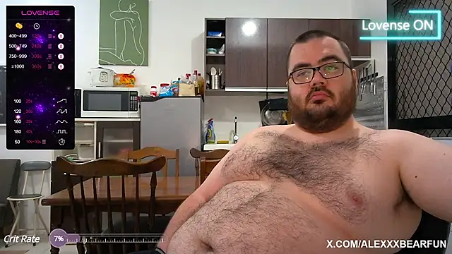 Snapshot of alexxxbear chatting on March 2025 09:49:01 PM alexxxbear online show from March 2025 09:49:01 PM