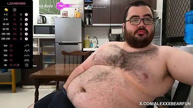 Snapshot of alexxxbear chatting on September 2025 12:12:01 AM alexxxbear online show from September 2025 12:12:01 AM