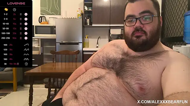 Snapshot of alexxxbear chatting on November 2025 11:54:01 AM alexxxbear online show from November 2025 11:54:01 AM