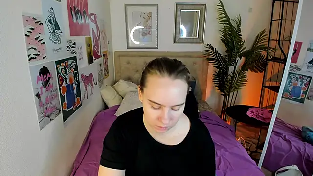 Lika 0ne online show from March 2026 12:21:02 PM