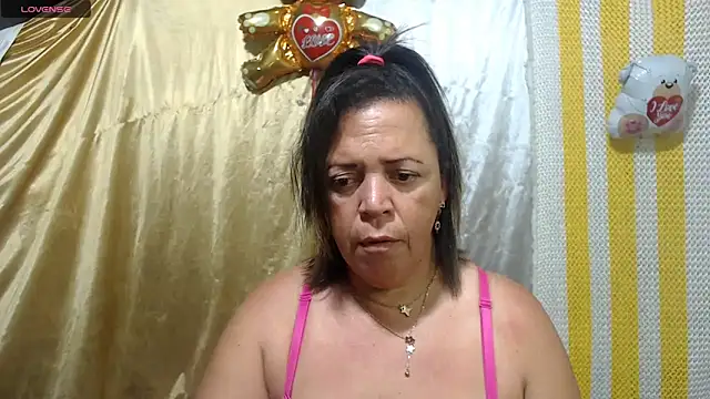 Snapshot of alina_maturehot chatting on March 2025 03:38:02 PM alina maturehot online show from March 2025 03:38:02 PM