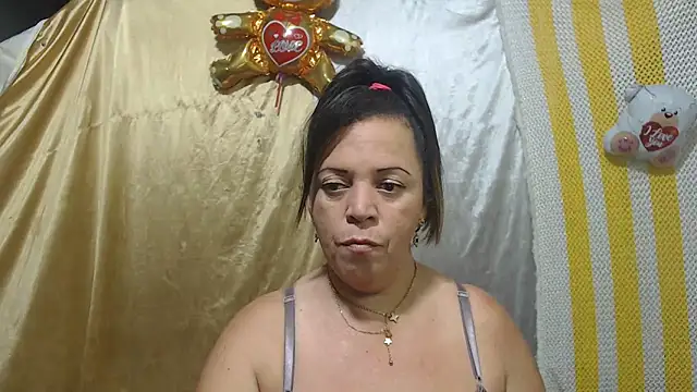 Snapshot of alina_maturehot chatting on March 2025 12:46:02 PM alina maturehot online show from March 2025 12:46:02 PM