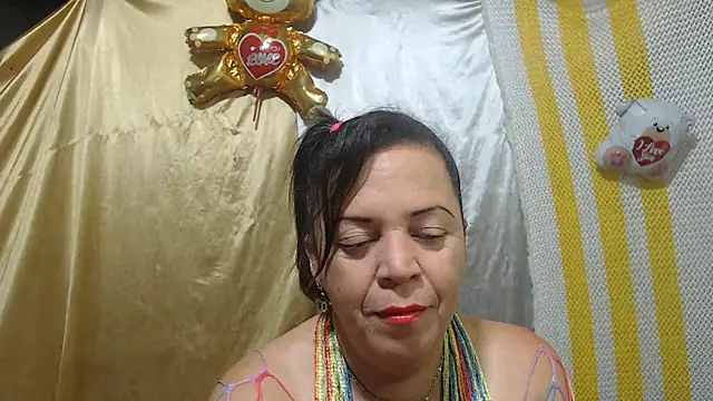 Snapshot of alina_maturehot chatting on March 2025 12:47:02 PM alina maturehot online show from March 2025 12:47:02 PM