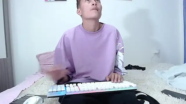 Snapshot of duo_peludoo chatting on October 2025 03:18:01 AM duo peludoo online show from October 2025 03:18:01 AM