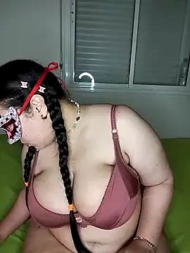 Snapshot of salma11125 chatting on March 2025 10:40:01 PM salma11125 online show from March 2025 10:40:01 PM