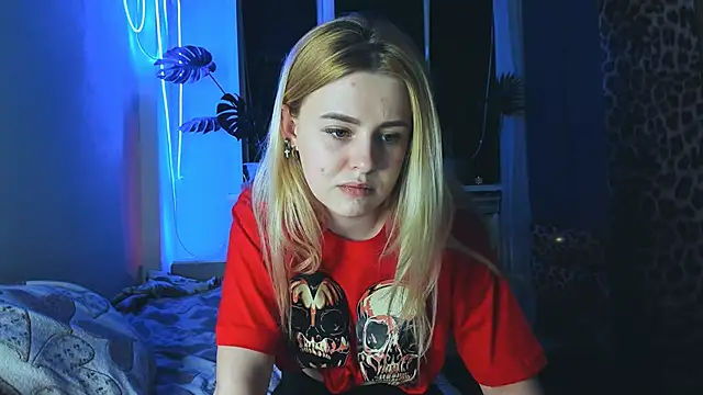 Alexa Pirs online show from February 2025 09:26:02 PM