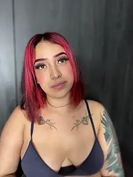 Snapshot of Scarlett-LS chatting on February 2025 06:51:02 AM Scarlett-LS online show from February 2025 06:51:02 AM