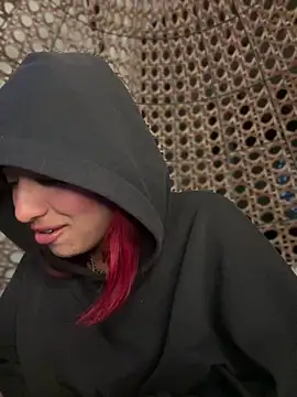 Snapshot of Scarlett-LS chatting on March 2025 06:30:01 AM Scarlett-LS online show from March 2025 06:30:01 AM