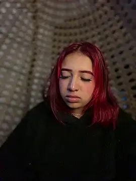 Snapshot of Scarlett-LS chatting on March 2025 06:46:01 AM Scarlett-LS online show from March 2025 06:46:01 AM