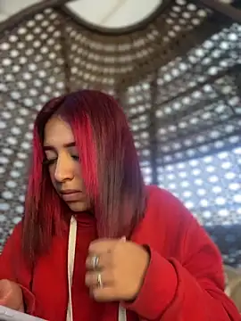 Snapshot of Scarlett-LS chatting on March 2025 11:16:01 AM Scarlett-LS online show from March 2025 11:16:01 AM