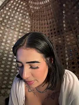 Snapshot of Scarlett-LS chatting on September 2025 01:50:01 AM Scarlett-LS online show from September 2025 01:50:01 AM