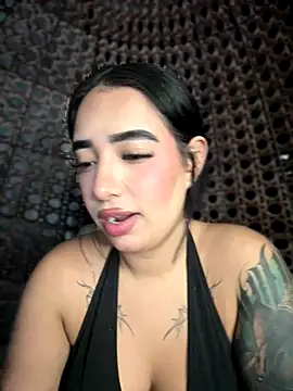 Snapshot of Scarlett-LS chatting on October 2025 02:01:02 AM Scarlett-LS online show from October 2025 02:01:02 AM