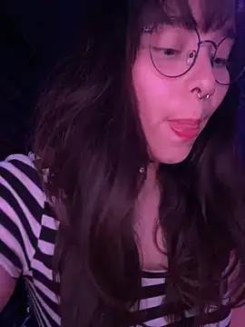 Solo yoss online show from April 2026 04:17:01 AM