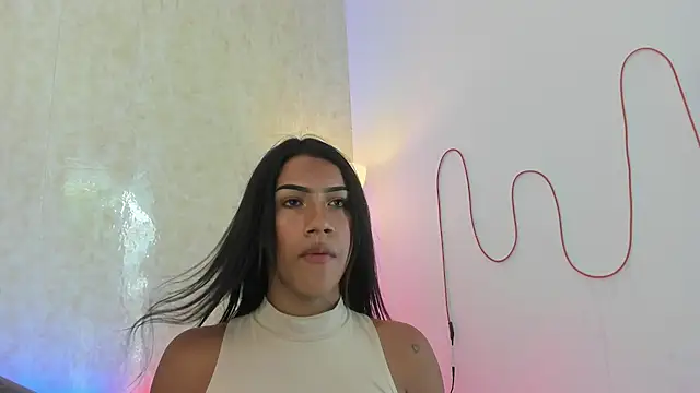 AntoniSantoss online show from November 2025 07:25:01 PM