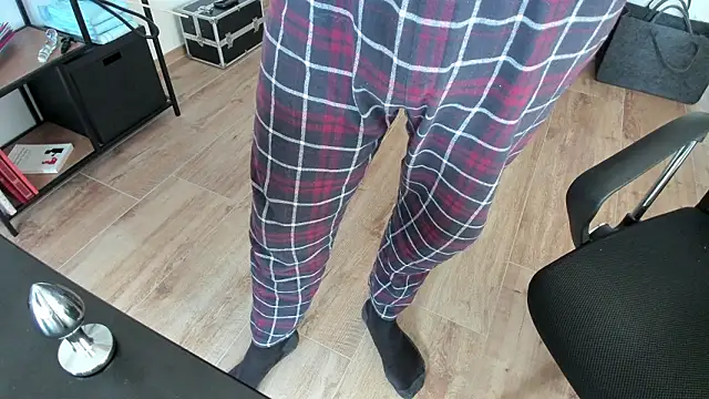 Snapshot of molicaremolicare chatting on February 2026 03:38:02 PM molicaremolicare online show from February 2026 03:38:02 PM