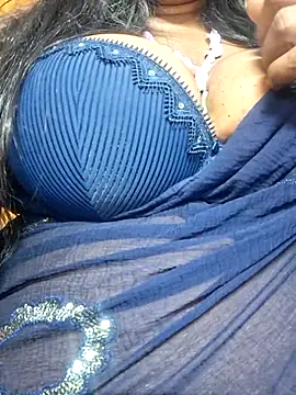 Snapshot of SX-JUHI chatting on September 2025 10:57:01 PM SX-JUHI online show from September 2025 10:57:01 PM