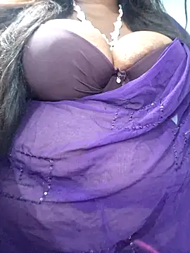 Snapshot of SX-JUHI chatting on September 2025 06:18:01 AM SX-JUHI online show from September 2025 06:18:01 AM