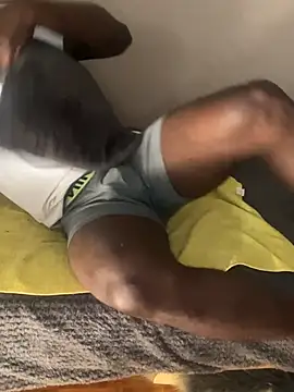 Snapshot of Budibudi5 chatting on March 2025 08:00:01 PM Budibudi5 online show from March 2025 08:00:01 PM