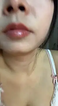 Snapshot of jinj-a chatting on March 2025 01:54:01 PM jinj-a online show from March 2025 01:54:01 PM