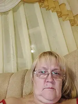 Snapshot of Violet5364 chatting on December 2025 09:09:02 PM Violet5364 online show from December 2025 09:09:02 PM