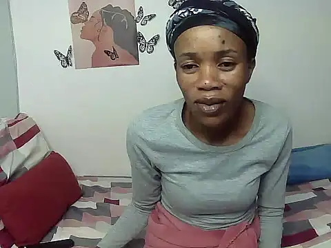 Queen Pxoxo online show from March 2025 09:19:02 AM