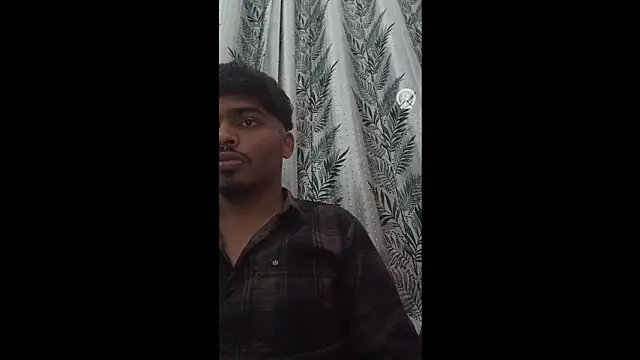 Snapshot of Harsh424242 chatting on March 2025 03:05:02 PM Harsh424242 online show from March 2025 03:05:02 PM