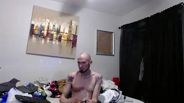 TommyDoggg online show from May 2026 02:16:01 AM