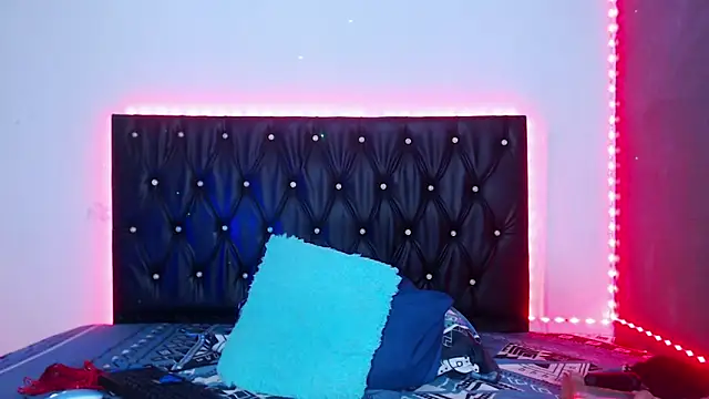 kaisalov  online show from November 2025 04:00:01 PM