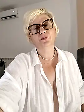 Pumabionda online show from July 2026 04:45:02 PM