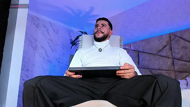 DickGriffith  online show from October 2025 12:50:01 PM