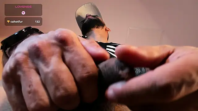 DickGriffith  online show from November 2025 11:44:01 AM