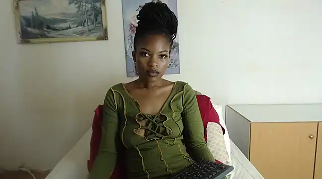 Snapshot of SATHIVA chatting on February 2025 09:14:02 PM SATHIVA online show from February 2025 09:14:02 PM