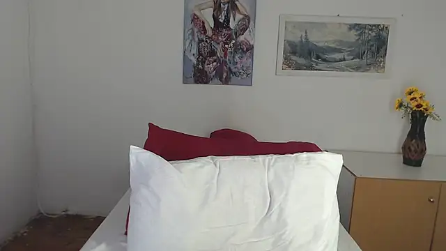 Snapshot of SATHIVA chatting on October 2025 03:14:02 PM SATHIVA online show from October 2025 03:14:02 PM