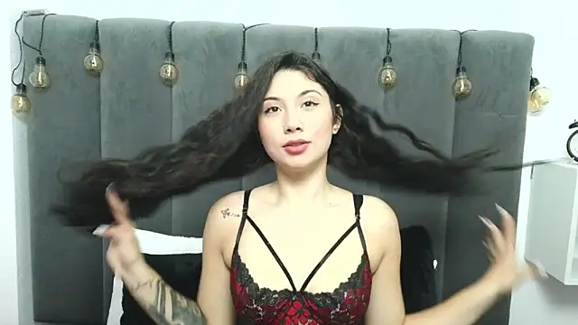 Snapshot of ScarlletRays chatting on March 2025 03:40:01 PM ScarlletRays online show from March 2025 03:40:01 PM