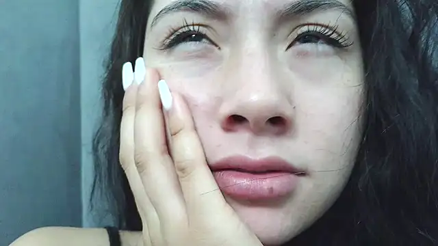 Snapshot of ScarlletRays chatting on March 2025 10:17:02 AM ScarlletRays online show from March 2025 10:17:02 AM