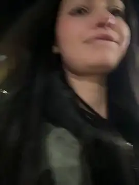 lunalovelee online show from November 2025 01:54:02 PM