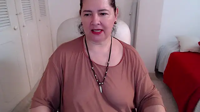 leonela 69 online show from June 2026 11:37:02 AM