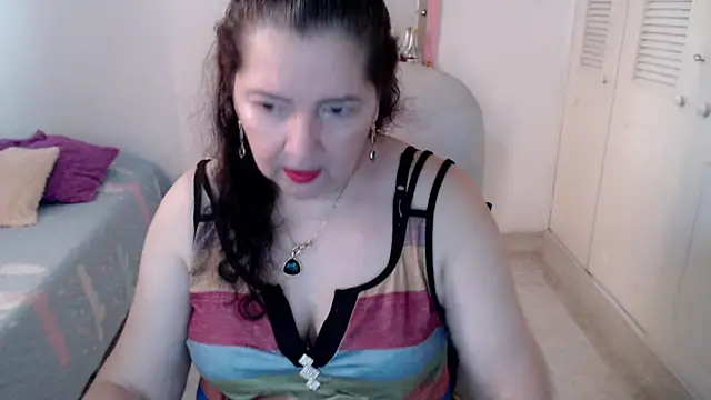 leonela 69 online show from July 2026 10:08:02 PM