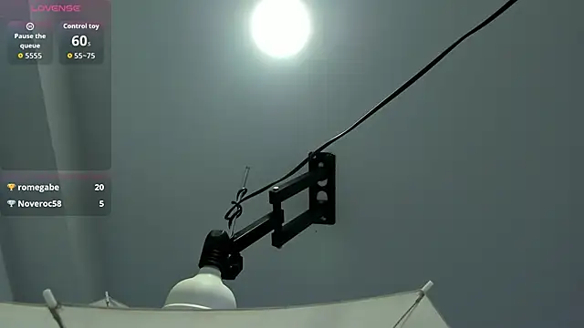 EmiliaRose  online show from October 2025 09:01:01 PM