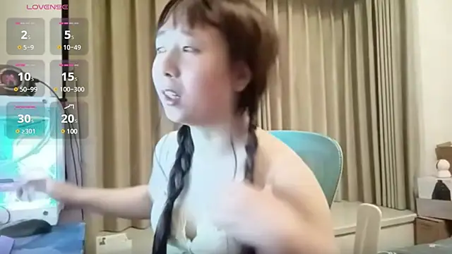 Snapshot of chenyunan chatting on February 2025 03:41:02 PM chenyunan online show from February 2025 03:41:02 PM