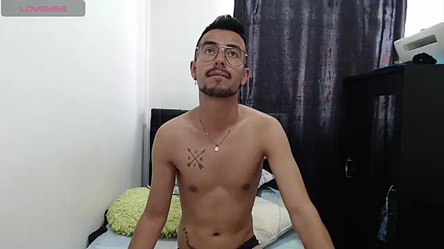 Demian val online show from March 2025 06:32:01 PM